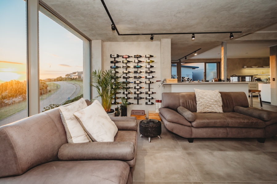 4 Bedroom Property for Sale in Herolds Bay Western Cape